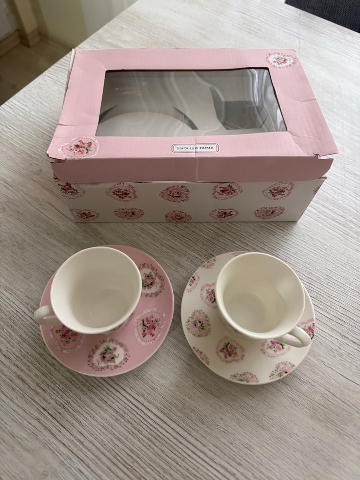 Pembe Çiçek Desenli 2'li Fincan ve Tabak Seti - Görsel 2