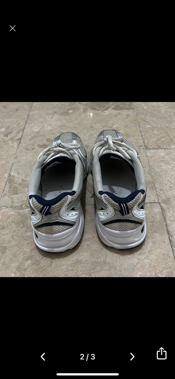 New Balance Gri Beyaz Kadın Spor Ayakkabı - Görsel 3