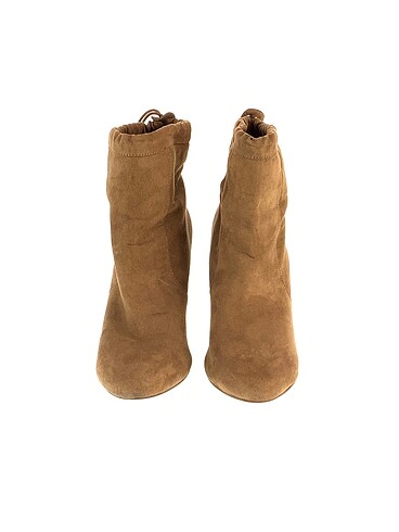38 Beden Bershka Bot %70 İndirimli.