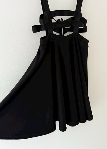 Kemer ve askı detaylı etek - Görsel 3