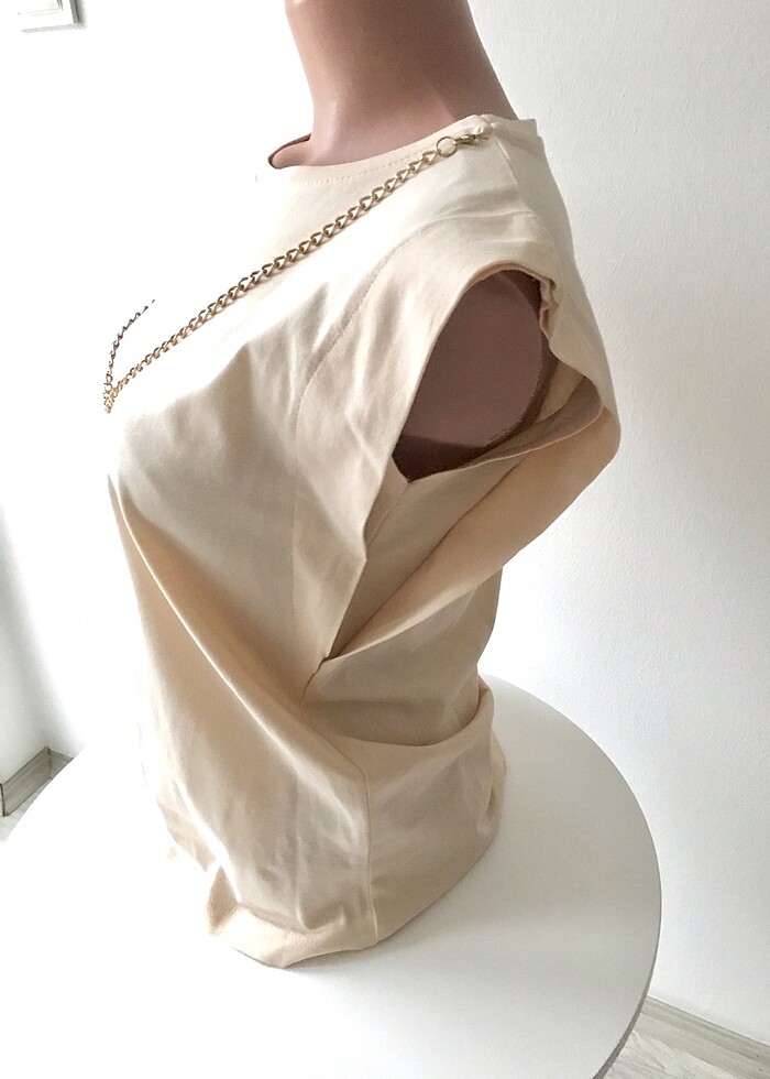 Zincir detaylı bluz - Görsel 4