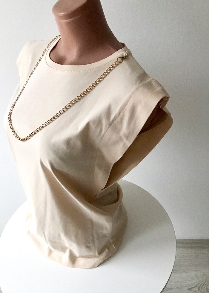 Zincir detaylı bluz - Görsel 5