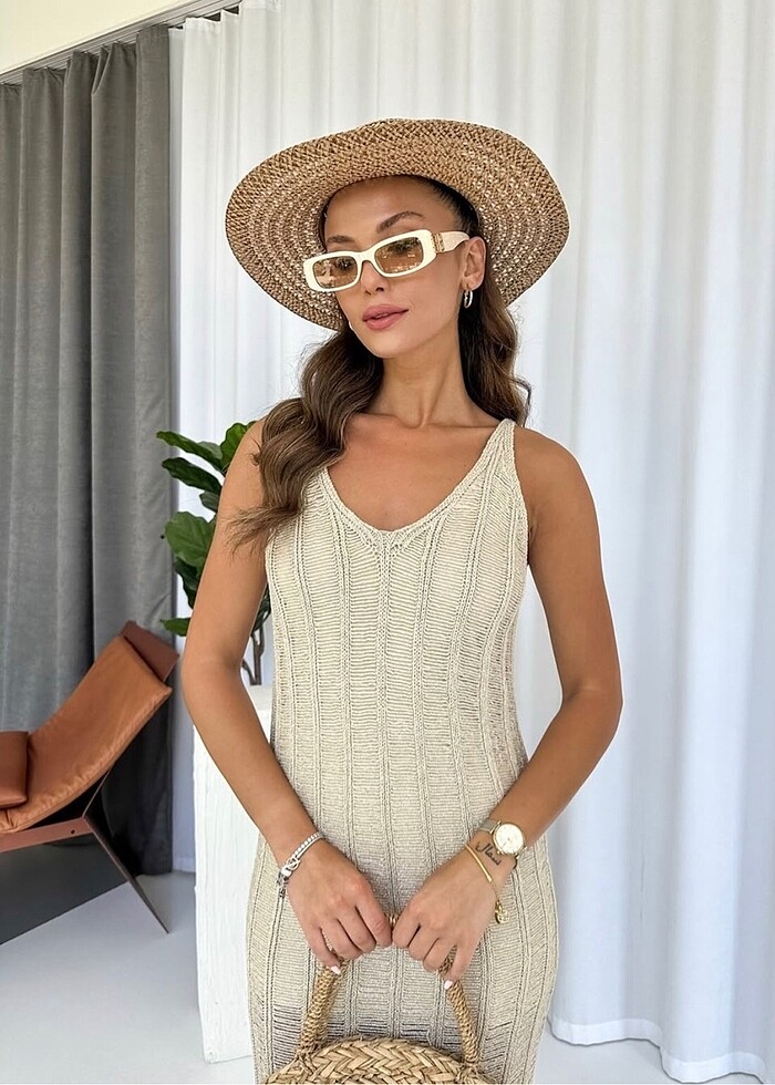 Bej tasarım elbise - Görsel 2