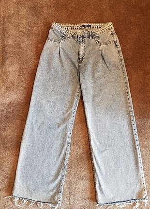 Trendyol marka yüksek bel kot pantolon