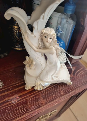 Beyaz Peri Figürlü Dekoratif Biblo