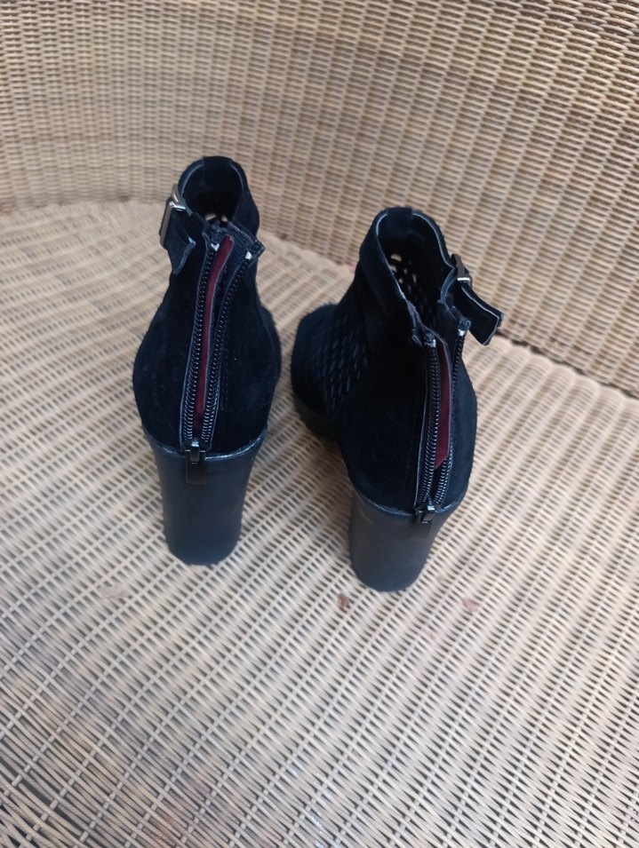 Siyah Gotik Platform Topuklu Kadın Ayakkabı - Görsel 2