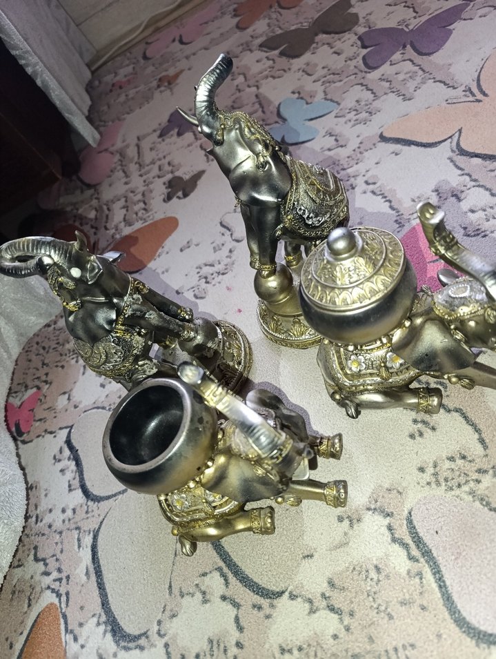 Gri ve Altın Renk Fil Biblo - Görsel 2