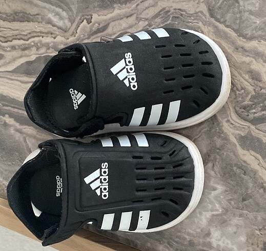 tertemizdir çok giyilmedi orijinaldir #adidas