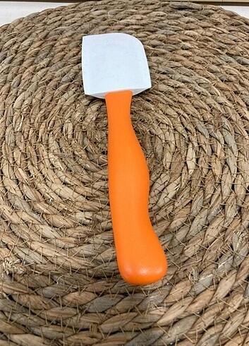 Tupperware Tuppeeware spatula