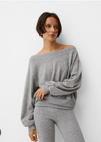 BERSHKA kazak