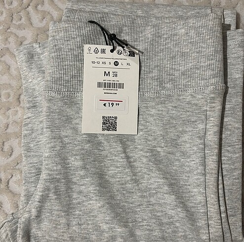 Bershka BERSHKA orjinal İspanyol paça pantolon
