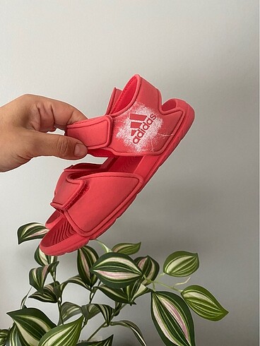 Adidas sandalet