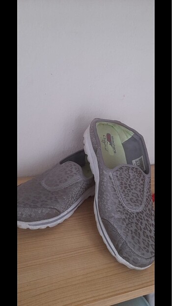 Skechers spor ayakkabi