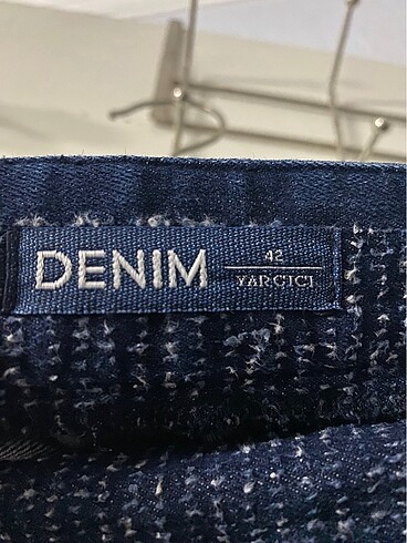 Yargıcı denim etek