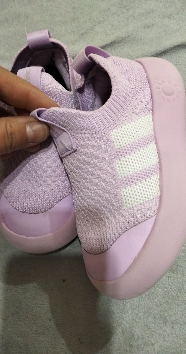 Kızlar için Mor Cırt Cırtlı Spor Ayakkabı - Görsel 2