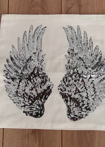 Gri Bohem Kanat Desenli  ve pul payetli Dekoratif kırlent Kılıfı - Görsel 3