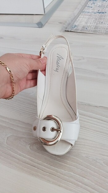 Sadece düğünde giyildi  - Görsel 2