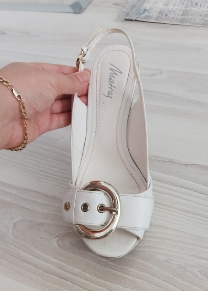 Sadece düğünde giyildi  - Görsel 2