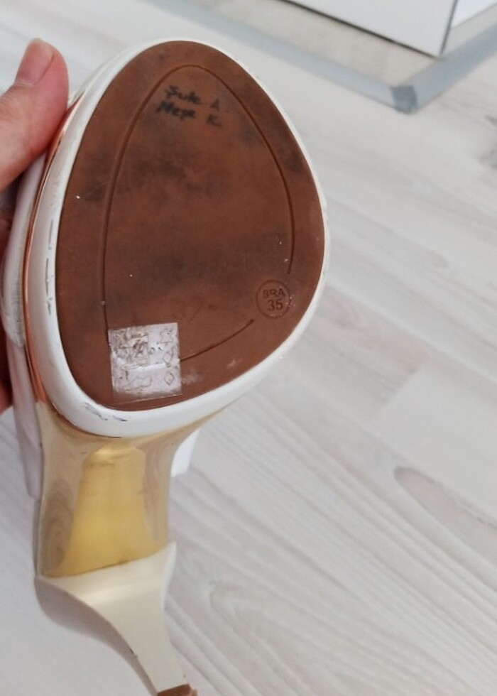 Sadece düğünde giyildi  - Görsel 3