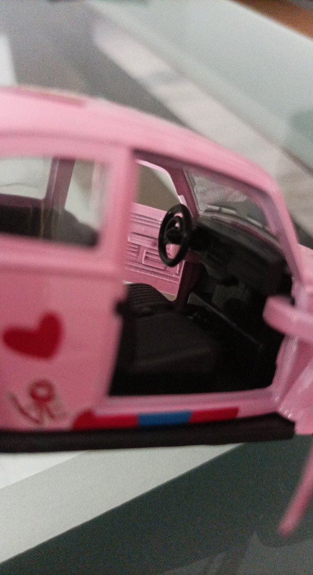 Pembe Çiçekli Oyuncak Araba - Görsel 4