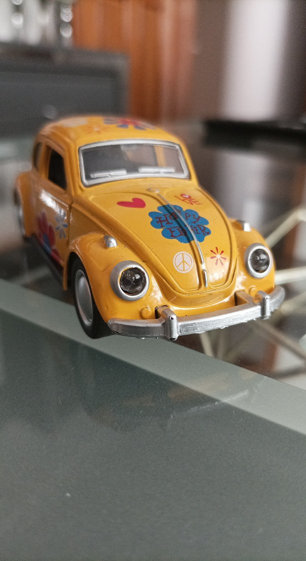 Sarı Renkli Çiçekli Oyuncak Araba - Görsel 4