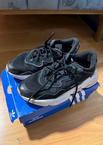 Adidas ozweego