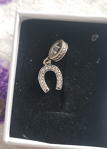  Beden beyaz Renk 925 Ayar Gümüş Sallantılı At Nalı Charm