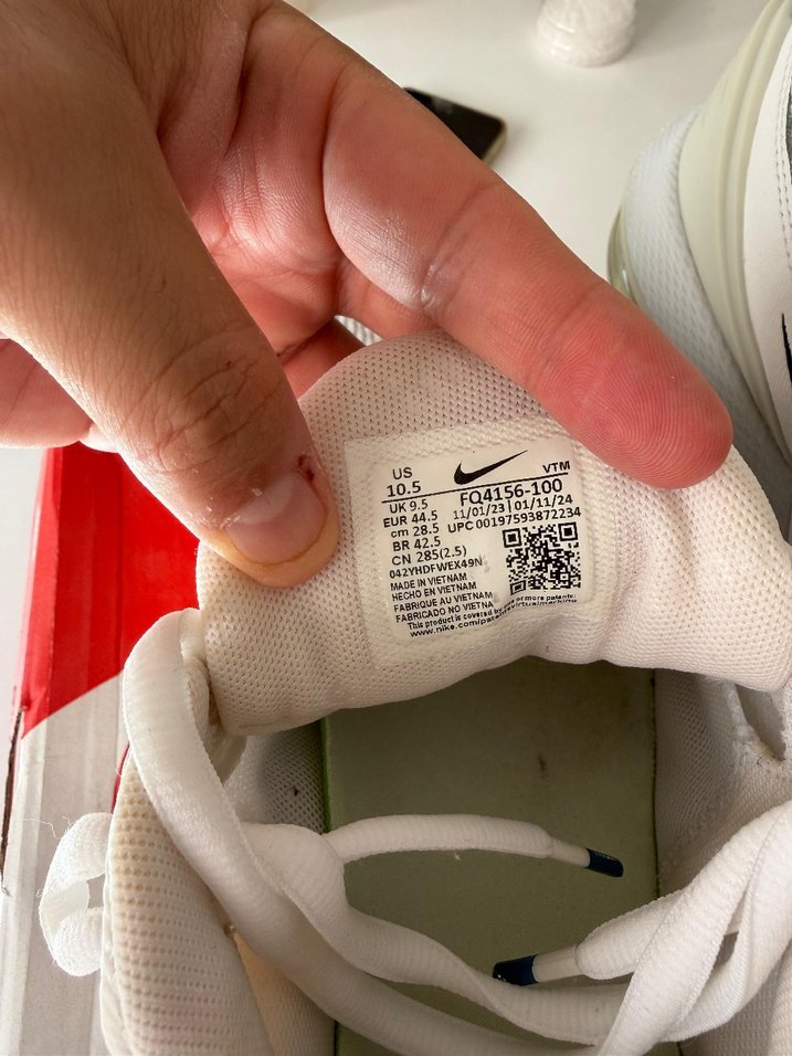 Nike Beyaz erkek Spor Ayakkabı air max pulse - Görsel 4