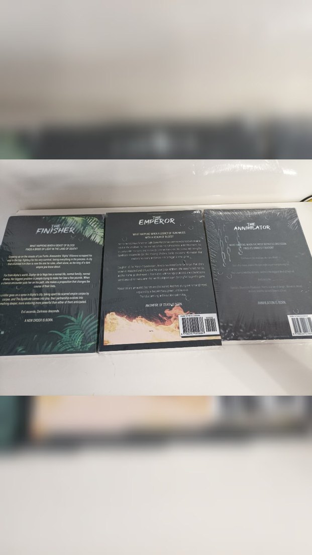 Dark Verse tam seri 5 kitap - Görsel 4