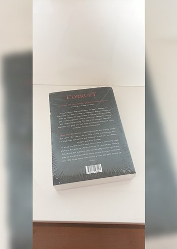 Beden Corrupt - Penelope Douglas