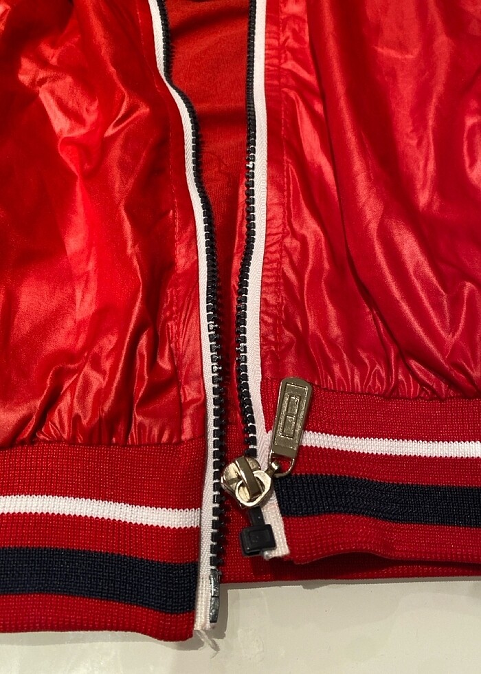 Tommy hılfıger yağmurluk - Görsel 4