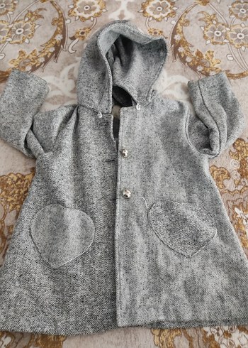 Gri Kapüşonlu Düğmeli Kaban - Görsel 3