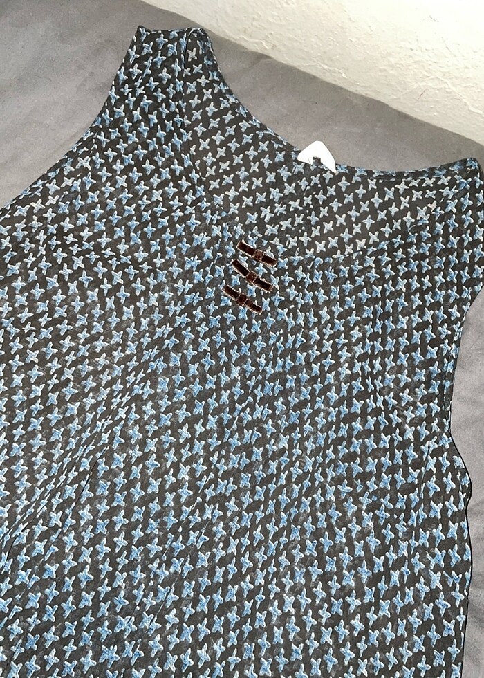 Yargıcı elbise - Görsel 3