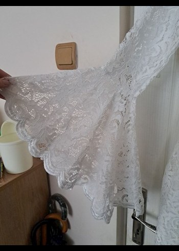 Abiye Dantel Detaylı Beyaz Midi Elbise