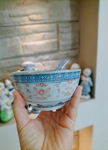 Çin Corba kasesi ve kaşığı damgalıdir 