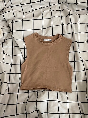 Zara crop