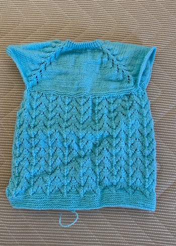 Örgü bebek yeleği 0-1 yaş arası - Görsel 2