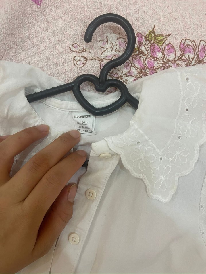 Kız Çocuk Beyaz Dantel Yakalı Gömlek - Görsel 2