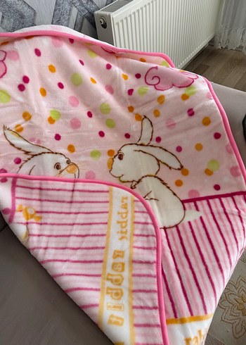 Pastel Renkli Baskılı Çocuk Battaniyesi Dinarsu markalı - Görsel 4