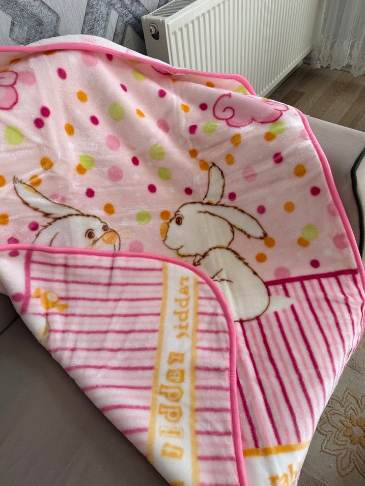 Pastel Renkli Baskılı Çocuk Battaniyesi Dinarsu markalı - Görsel 4