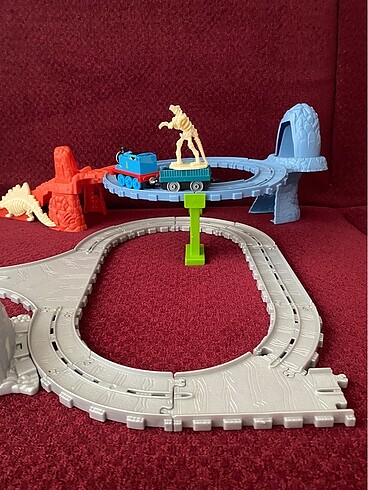 Thomas & Friends Adventures Dinazor Macerası Oyun Seti