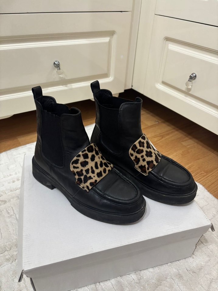 Leopar Detaylı Gerçek Deri Bot - Görsel 3