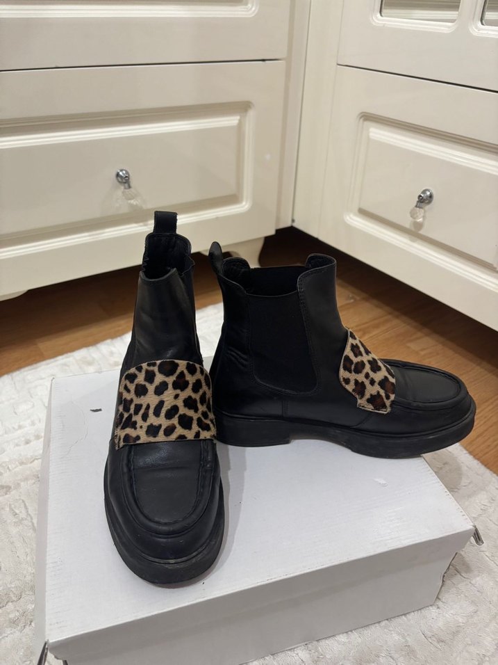 Leopar Detaylı Gerçek Deri Bot - Görsel 2