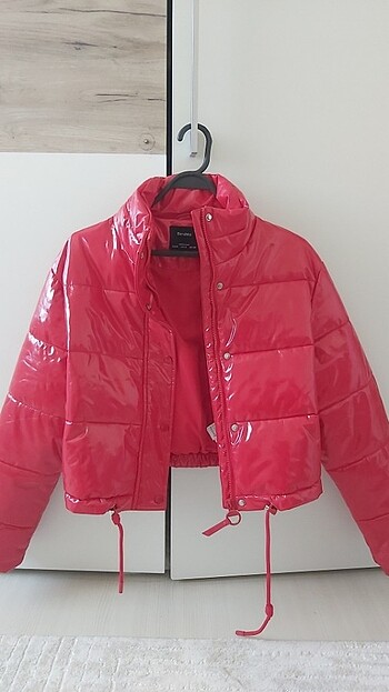 Bershka mont
