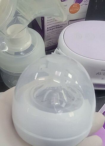  Philips Avent Elektrikli Süt Pompası ve cam biberon