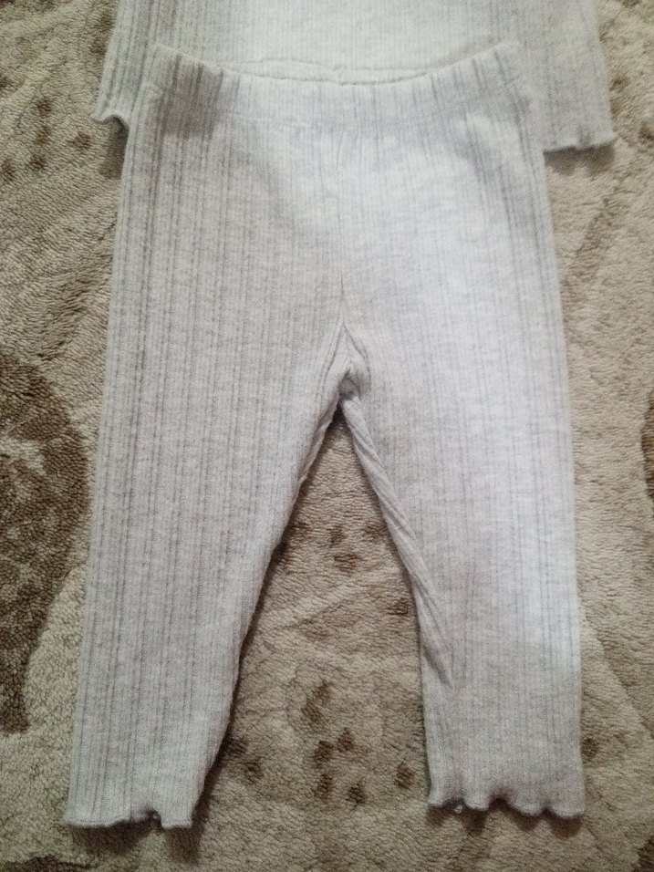 Gri Örgü Bebek Kız Takımı Uzun Kollu - Görsel 2