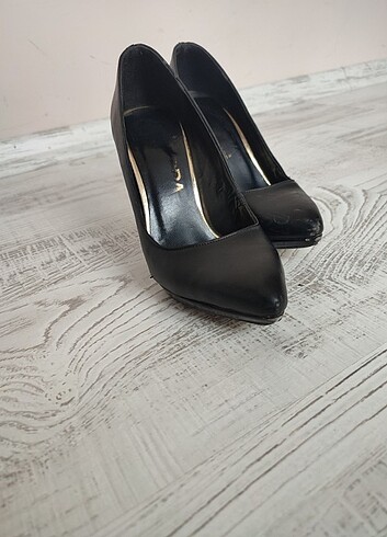 36 Beden Stiletto