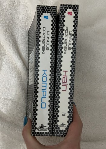 Ursula Poznanski Komplo ve Hain Romanları - Görsel 3