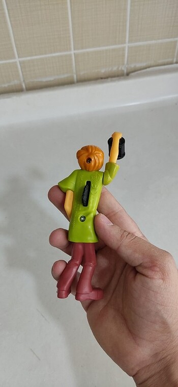 Beden Renk SHAGGY KARAKTERİ OYUNCAK