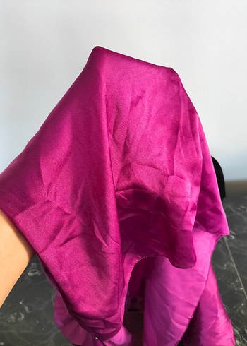 fuşya mor parlak saten eşarp Miray - Görsel 4